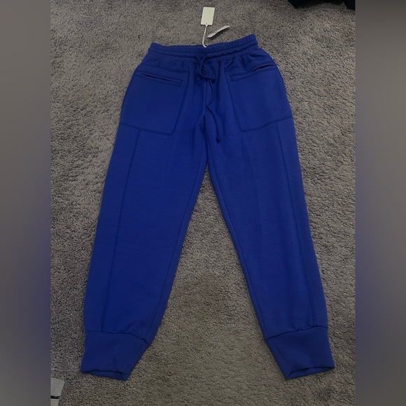 Daily Practice Anthropologie Cargo Sweatpants NEW! With tags. Small - Picture 5 of 8